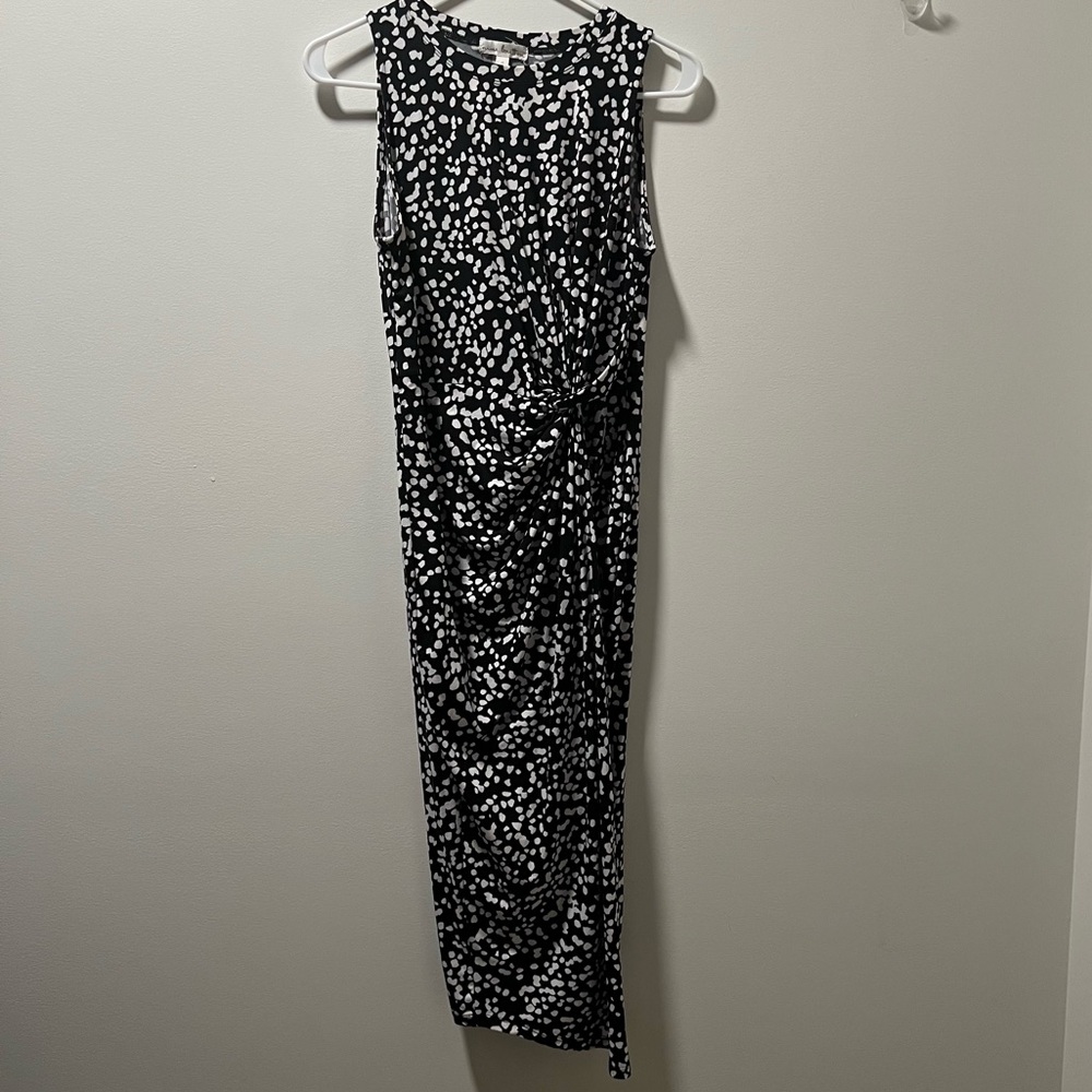 Super soft and flattering bodycon stretch dress!